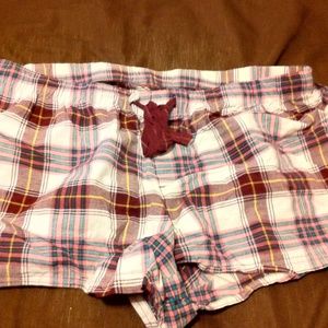 Cute plaid short shorts