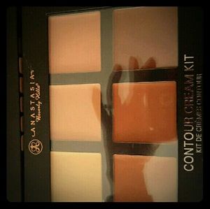 Contour anastasia kit