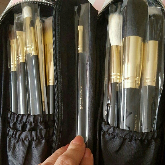 Make up brush set - Picture 1 of 2