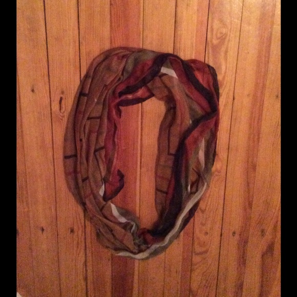 Infinity scarf - Picture 1 of 2