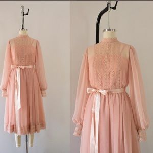 Vintage 70s romantic lace peach pink chiffon dress