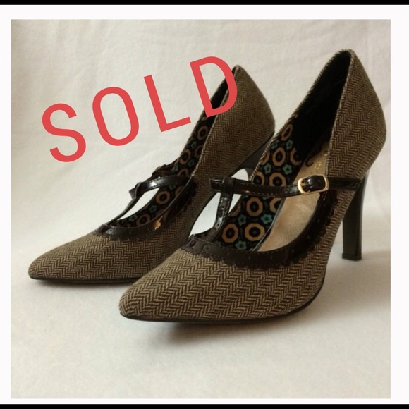 Restricted Shoes - NWOTpointed toe hugging T-strap / Mary Jane heels.