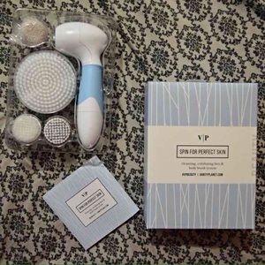 Spin for Perfect Skin (Blue - 2 IN STOCK)