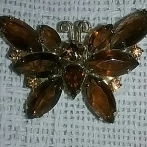 VINTAGE BUTTERFLY BROOCH WITH AMBER STONES