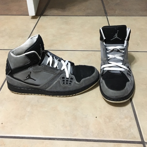 Men's Jordan sneakers