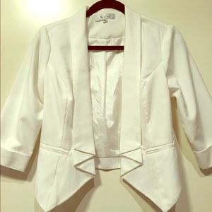 White cropped blazer