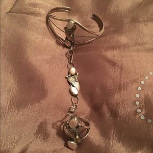 Sterling silver and mother of pearl ring bracelet