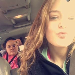 Meet your Posher, Sierra