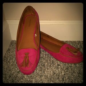 Pink tasseled loafers