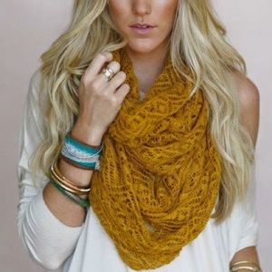 Gorgeous brand spankin' new infinity scarf NWOT