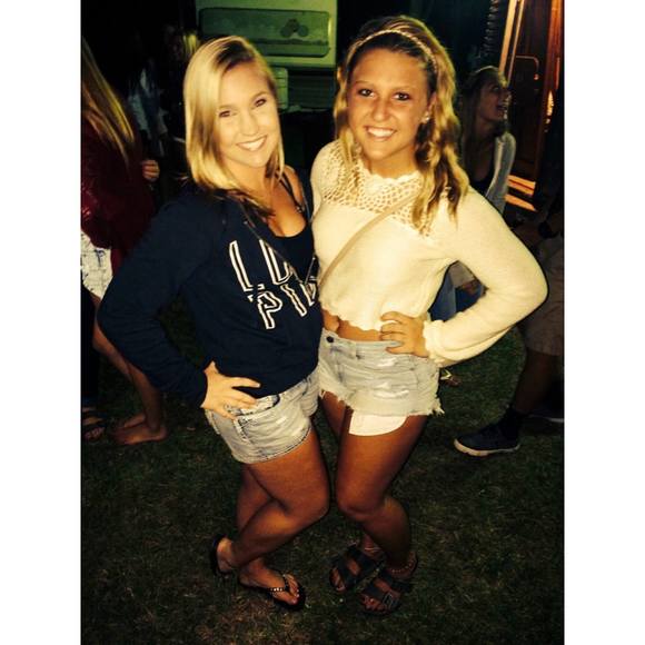 Meet your Posher, Ashley