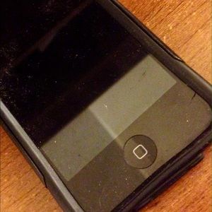 iPhone 4- otter box included