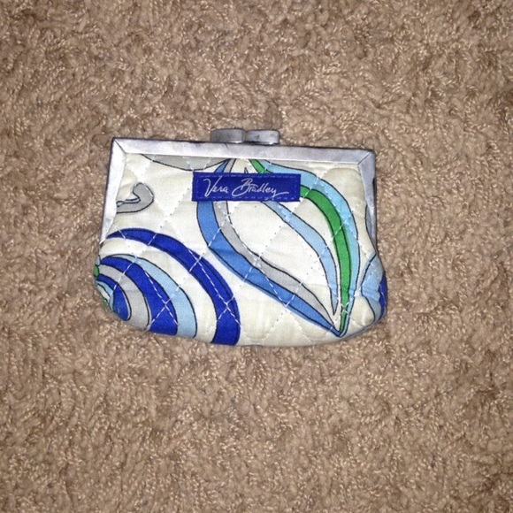 Mediterranean White Vera Bradley coin purse - Picture 1 of 3