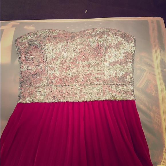 🎉🎉HP🎉🎉strapless silver&pink dress - Picture 3 of 3