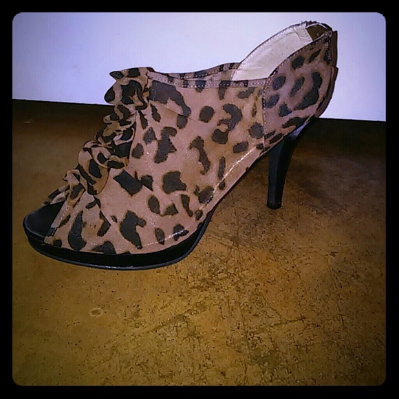 Leopard print heels