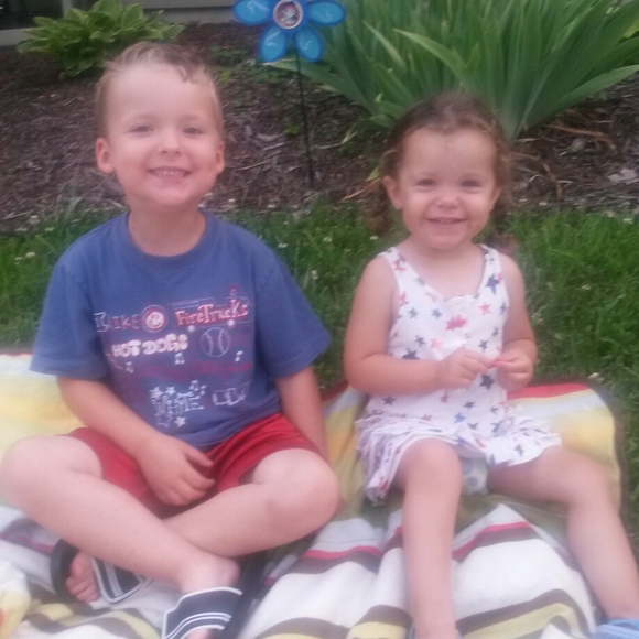 Meet your Posher, Amanda - Picture 1 of 1