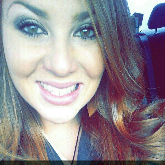 Meet your Posher, Vanessa