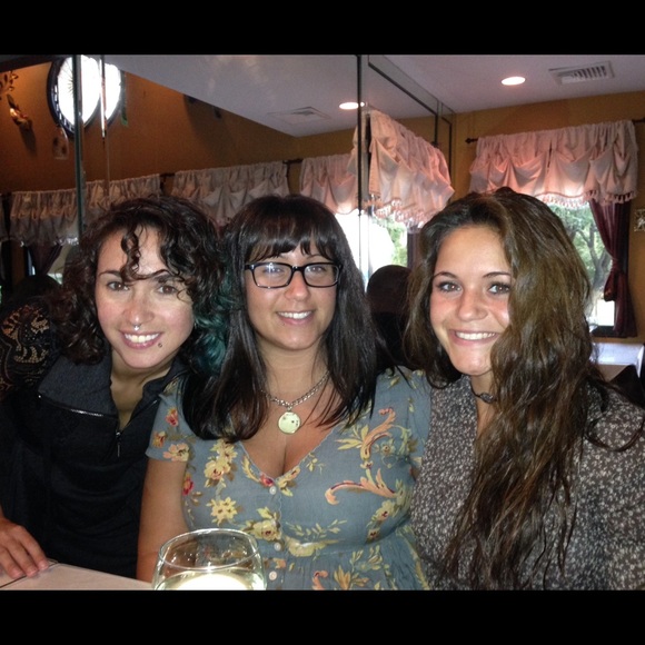 Meet your Posher, Marianne - Picture 3 of 4