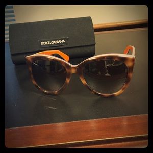 Dolce & Gabbana Cat-eye sunglasses
