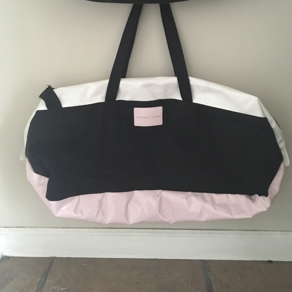 Victoria's Secret Duffle bag with travel case
