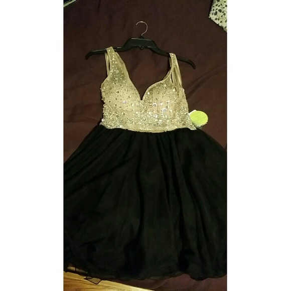Short homecoming/ turnabout/ prom dress