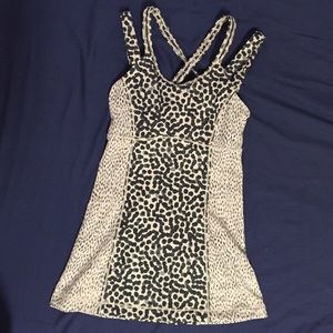 Lululemon tank top