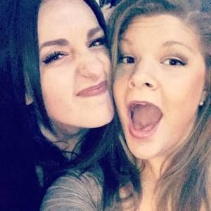 Meet your Posher, Sarah rose