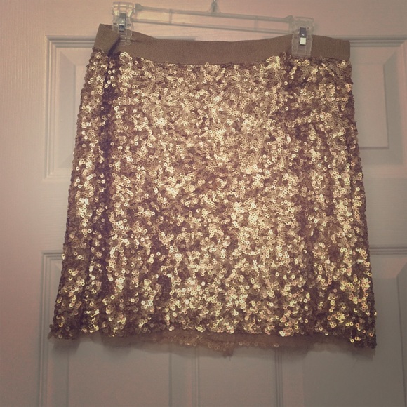 Gold sequin mini skirt