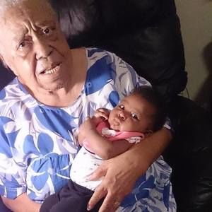 Meet your Posher, Valerie