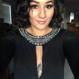 Meet your Posher, Alma