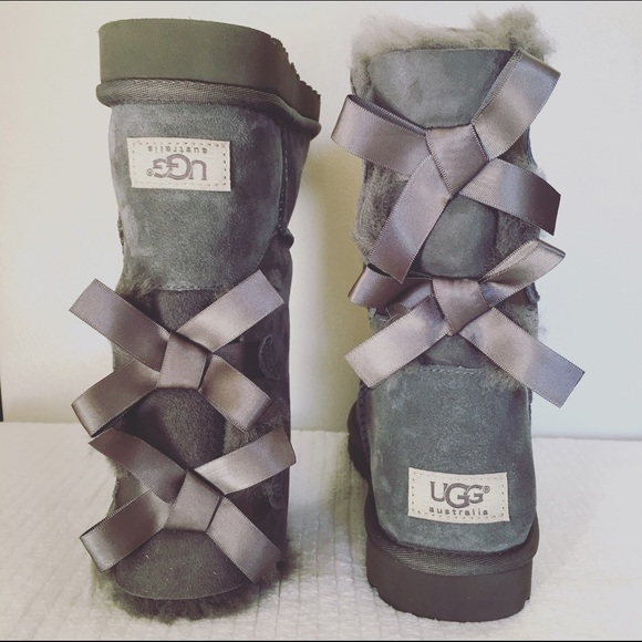 UGG Shoes - Ugg Bailey Bow boots grey NeW 8