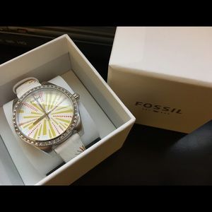 Adorable fossil watch!