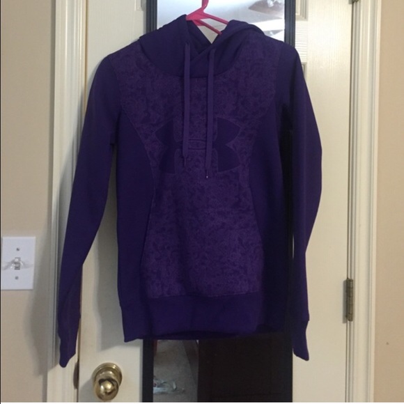 Never worn under armor hoodie