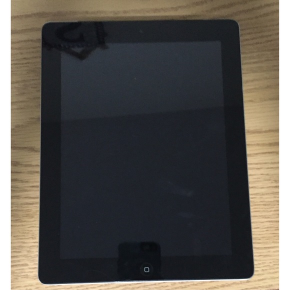 4th Generation IPAD - Picture 1 of 2
