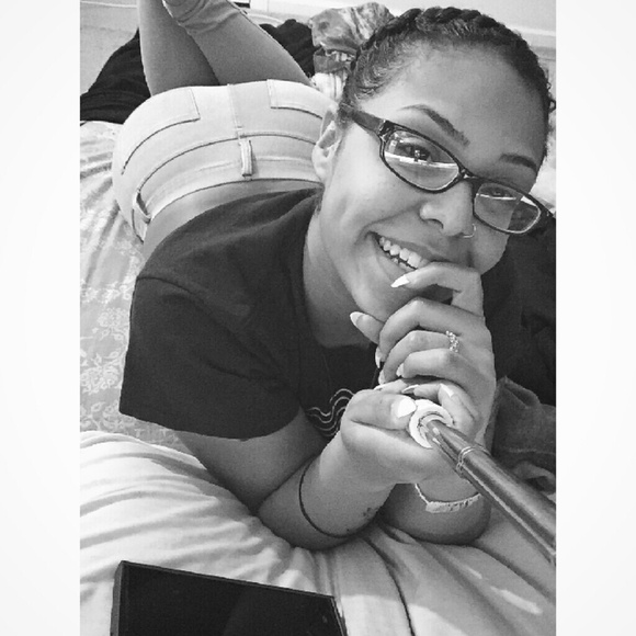 Meet your Posher, Emely