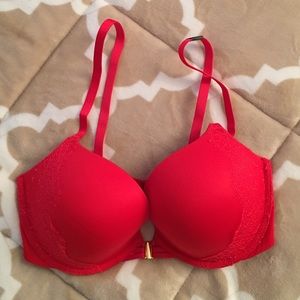 Very sexy push up 34DD💕