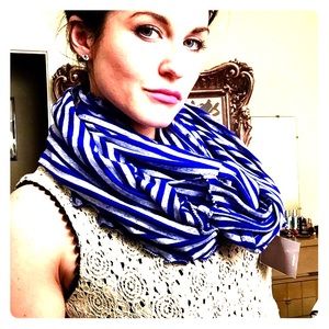 NEW Blue and gray t-shirt material Infiniti scarf