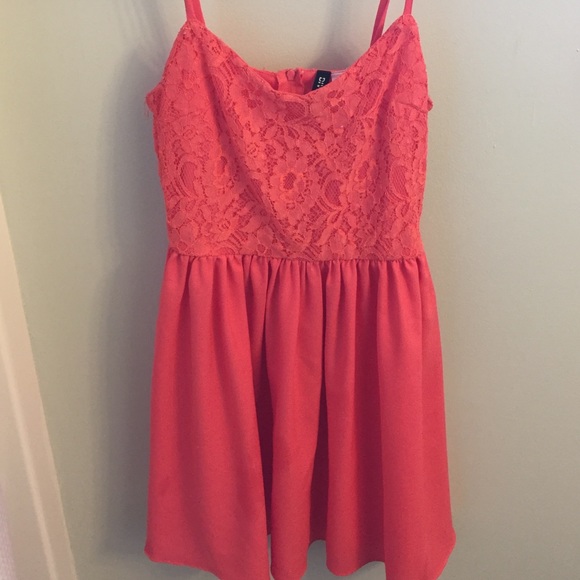 Mini dress - CORAL! So pretty