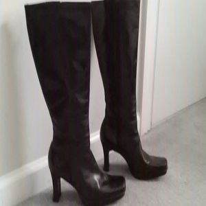 Nine West Black boots sz.6.5
