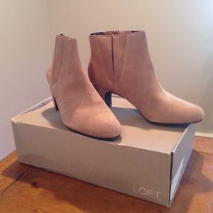 Loft taupe suede boots