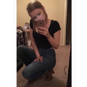 Meet your Posher, Brittany