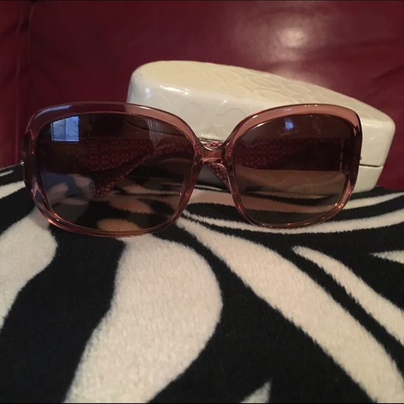 Price is Firm😱😎 Spring. Backup Coach sunglasses