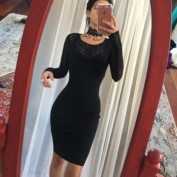 Black lace sleeve intermix dress