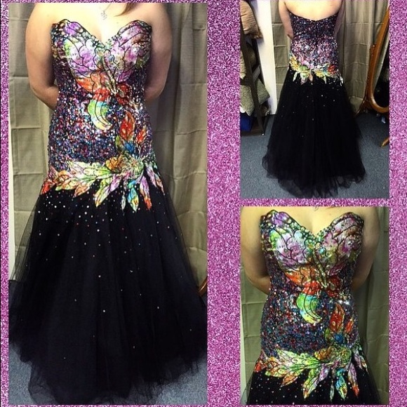Tony Bowls Dresses & Skirts - Tony Bowls Custom dress