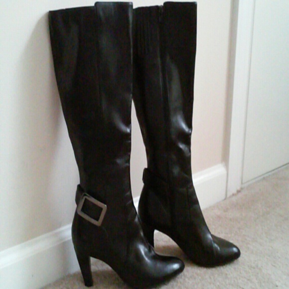 Liz Claiborne Black Boot sz.6