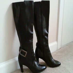 Liz Claiborne Black Boot sz.6
