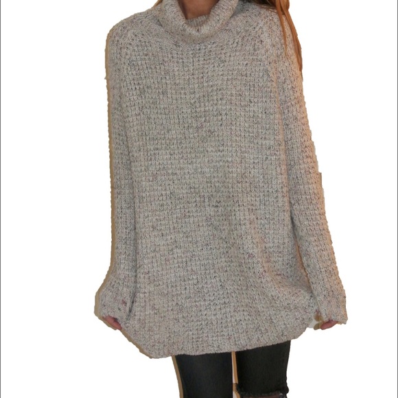Dylan Tweedy Cowl Turtleneck Sweater - Oatmeal