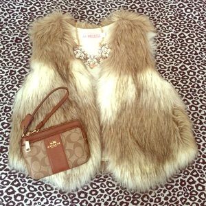 Cropped Faux Fur Vest