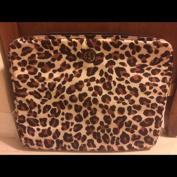 Tory burch cooper laptop sleeve