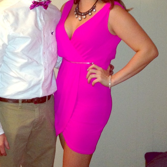 Hot pink cocktail dress💕🎉